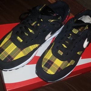 Air Max 1 SE Tartan